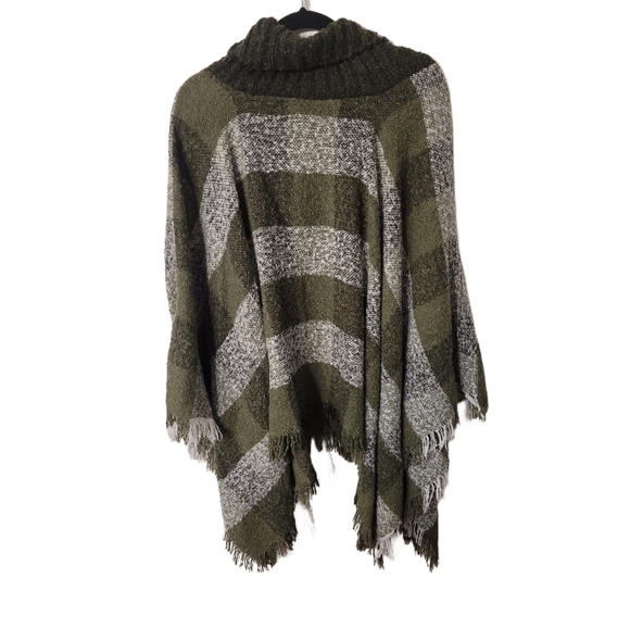 Fits Turtleneck Poncho One Size Fits Most Green and Grey - Picture 4 of 5